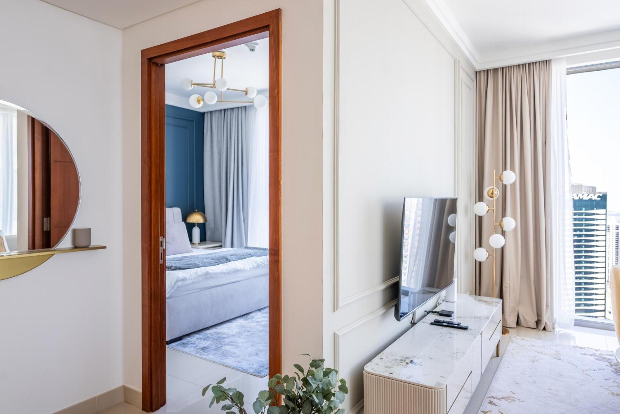 Luxury In Downtown - Boulevard Point Апартаменти *
